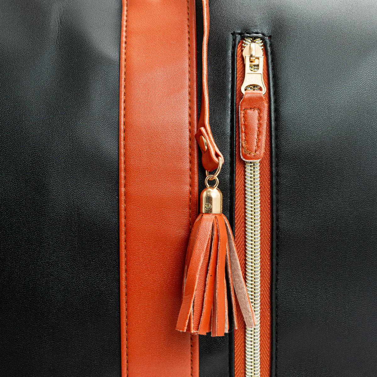Vohxe Travel Bag (Holiday Flash Sale)