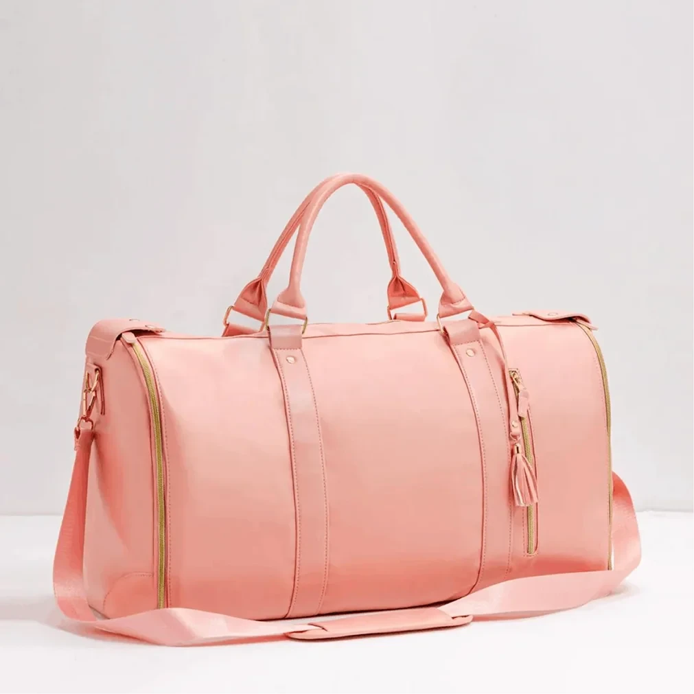 The pink Vohxe travel bag